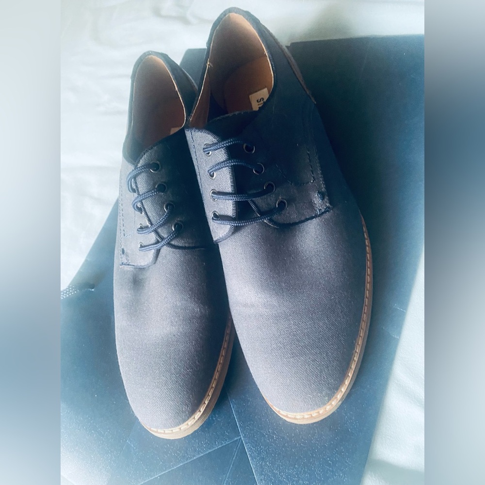Steve Madden Dark Blue Oxfords